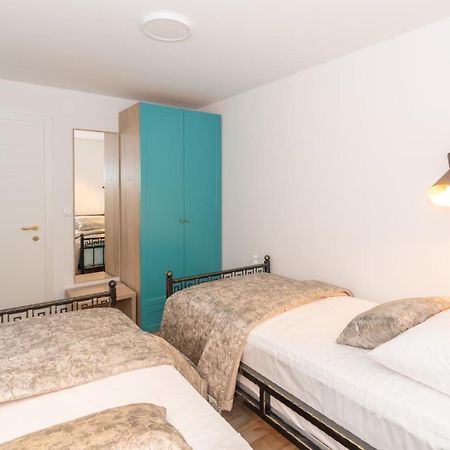 Ivka Makarska - Modern And Luxurious Oldtown Apartament Εξωτερικό φωτογραφία