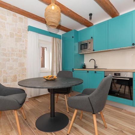 Ivka Makarska - Modern And Luxurious Oldtown Apartament Εξωτερικό φωτογραφία