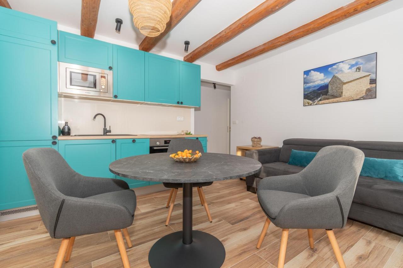 Ivka Makarska - Modern And Luxurious Oldtown Apartament Εξωτερικό φωτογραφία