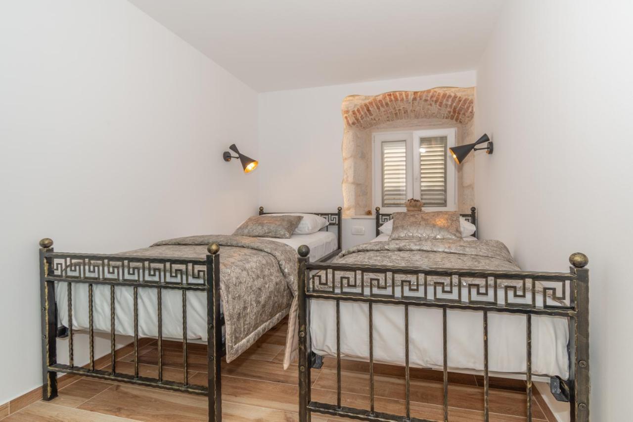 Ivka Makarska - Modern And Luxurious Oldtown Apartament Εξωτερικό φωτογραφία